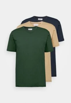 Pier One 3 Pack - Camiseta Básica - Khaki/Tan/Dark Blue -Pier One 0c35076ff08749278d2b17df3e7e328f
