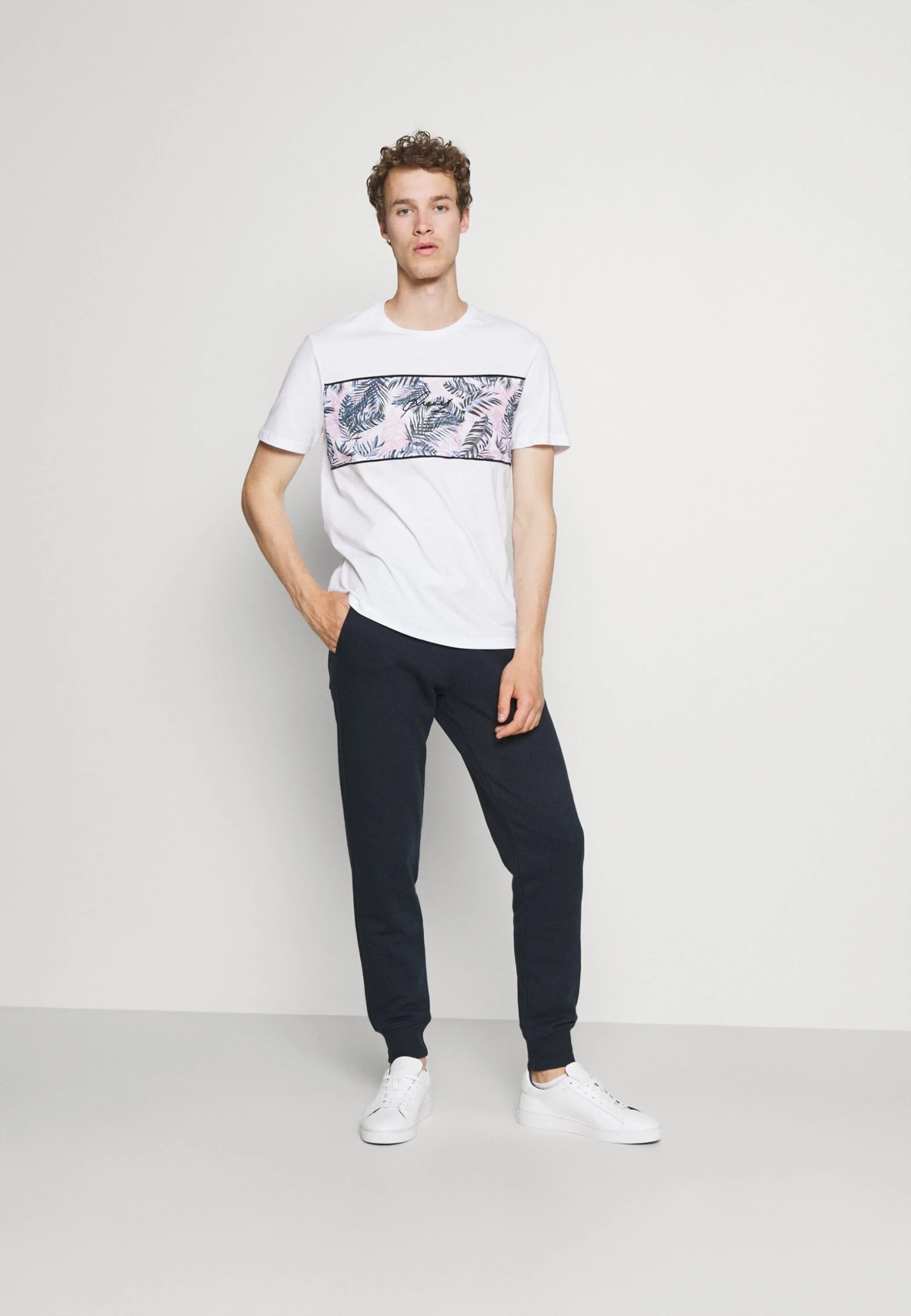 Pier One Pantalones Deportivos - Dark Blue 2 Pier One Pantalones Deportivos - Dark Blue - Imagen 2