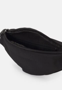 Pier One Riñonera - Black 6 Pier One Riñonera - Black -Pier One 31346e2a4e614e92be13399d71ffc238