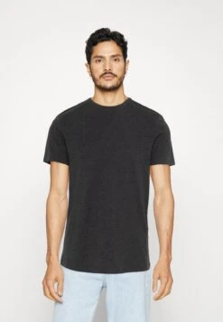 Pier One 5 Pack - Camiseta Básica - White/Off-White/Lilac 12 Pier One 5 Pack - Camiseta Básica - White/Off-White/Lilac -Pier One 32fc02ea853a4fcd806c650af7f948e0