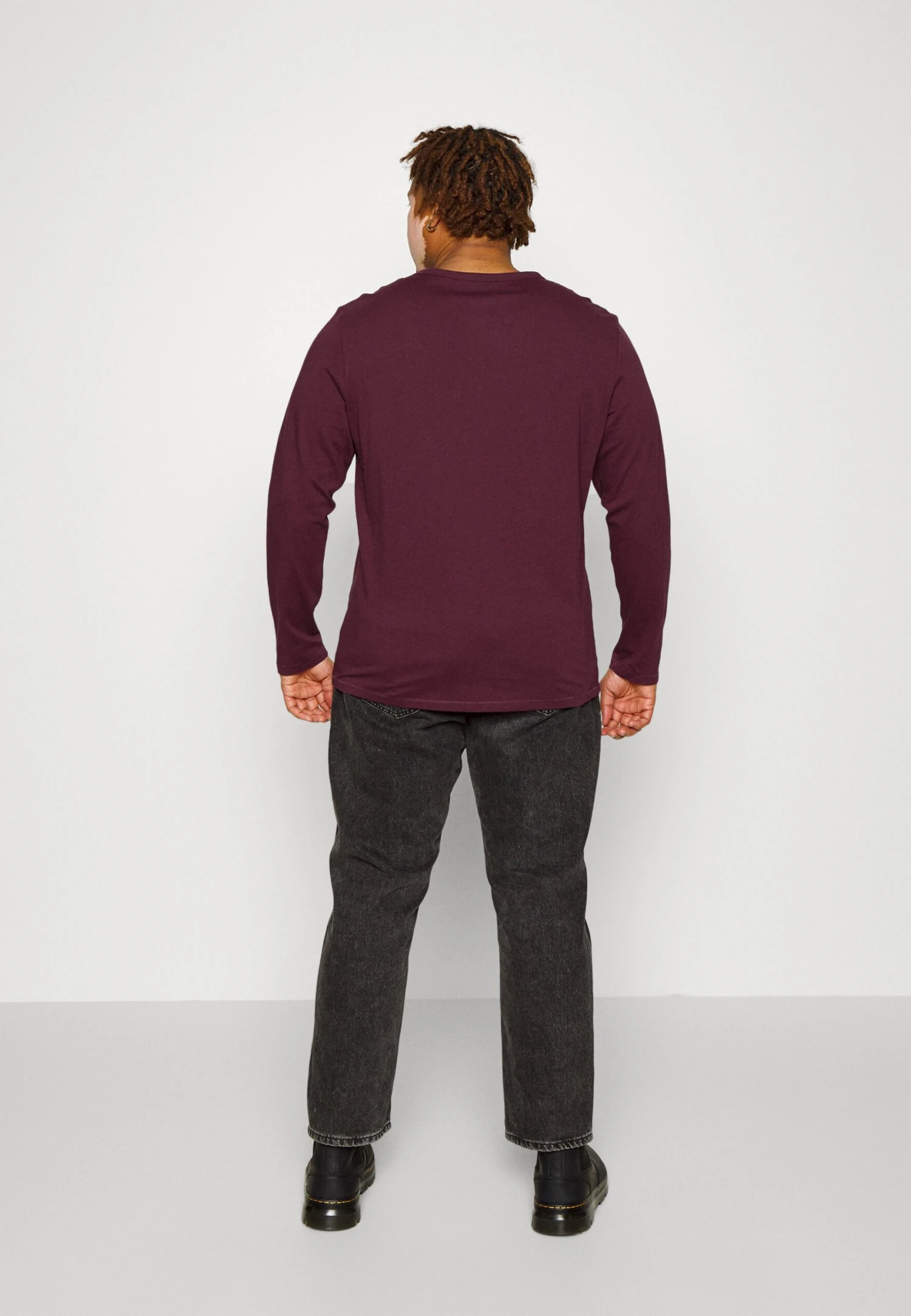 Pier One 2 Pack - Camiseta De Manga Larga - Dark Grey/Red 3 Pier One 2 Pack - Camiseta De Manga Larga - Dark Grey/Red - Imagen 3