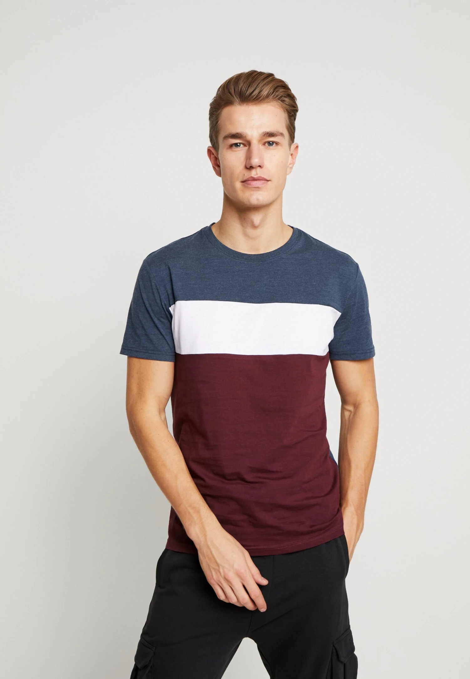 Pier One Camiseta Estampada - Bordeaux / Dark Blue 1 Pier One Camiseta Estampada - Bordeaux / Dark Blue