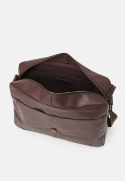 Pier One Leather Unisex - Funda Para Portátil - Brown -Pier One 5b4d14f90e4c4510b679f04d80f27b19