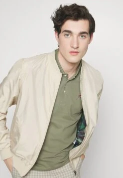 Pier One Chaquetas Bomber - Beige 10 Pier One Chaquetas Bomber - Beige -Pier One 61f43c01117b4460a4718320ce804aa3