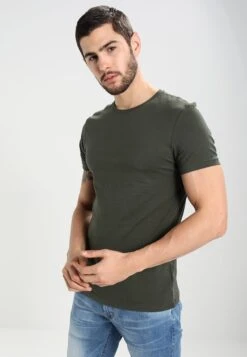 Pier One 2 Pack - Camiseta Básica - Black 9 Pier One 2 Pack - Camiseta Básica - Black -Pier One 67d53c8828e0474aa833413567e03b74