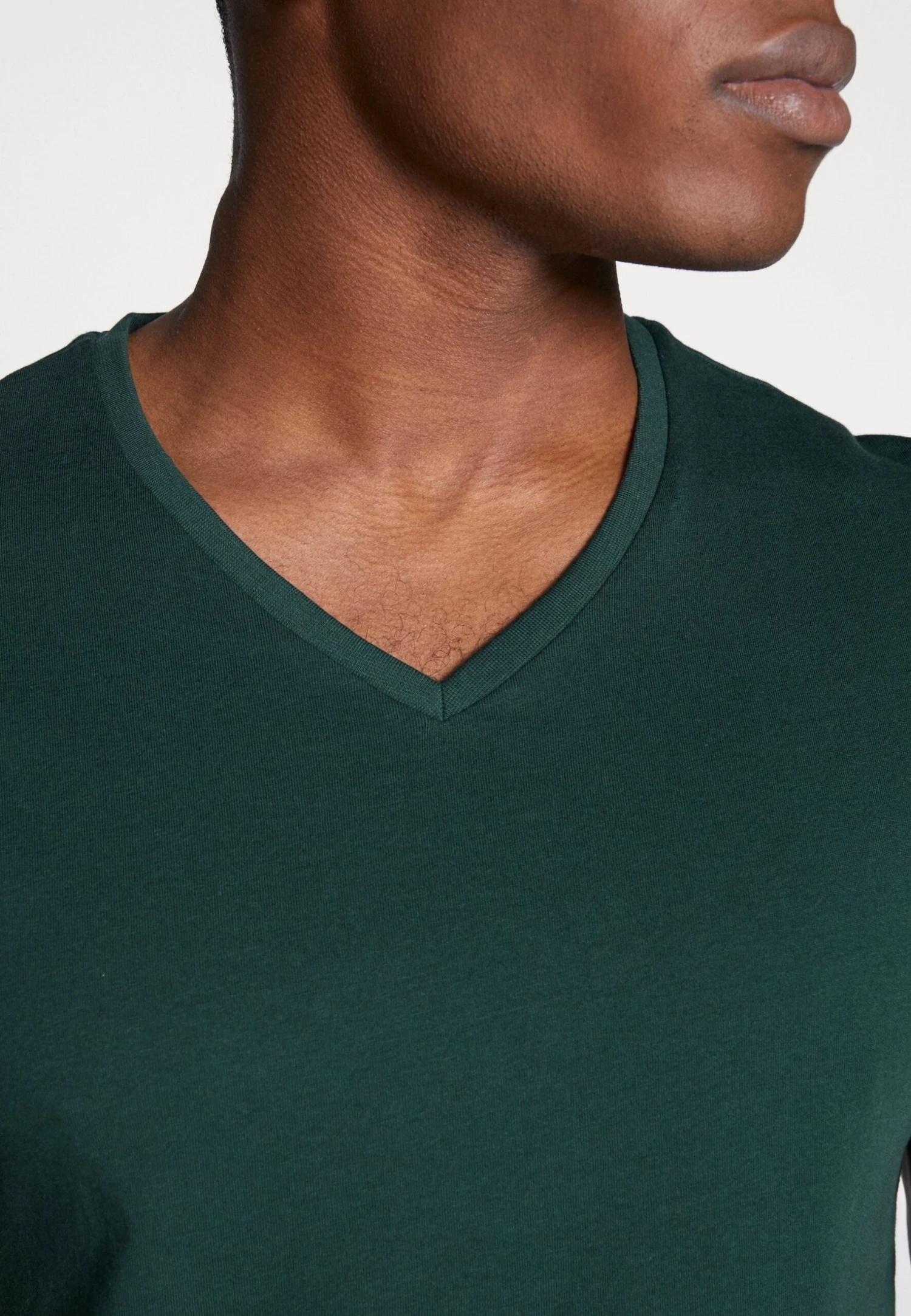 Pier One 3 Pack- Camiseta Básica - Black, Grey, Green 5 Pier One 3 Pack- Camiseta Básica - Black, Grey, Green - Imagen 5