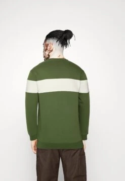 Pier One Sudadera - Khaki/Off-White 8 Pier One Sudadera - Khaki/Off-White -Pier One 7cf5dc7196b247baa133fdd1668b40f6