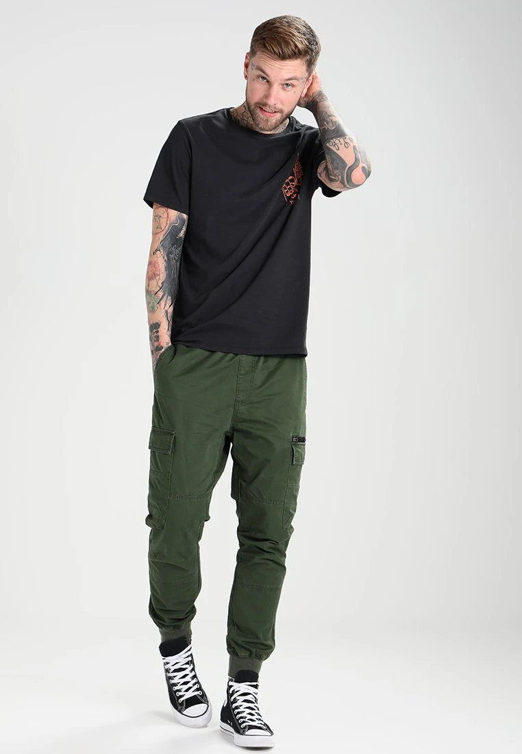 Pier One Pantalones Cargo - Dark Green 2 Pier One Pantalones Cargo - Dark Green - Imagen 2