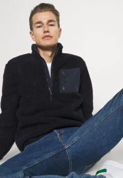 Pier One Forro Polar - Dark Blue 12 Pier One Forro Polar - Dark Blue -Pier One 88111e09df4342679a12241e843a9022