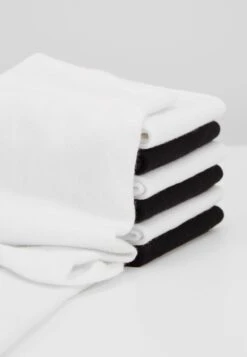 Pier One 7 Pack - Calcetines - White/Black 5 Pier One 7 Pack - Calcetines - White/Black -Pier One 887153a669e24dd0b3ff5748cd21b4f1