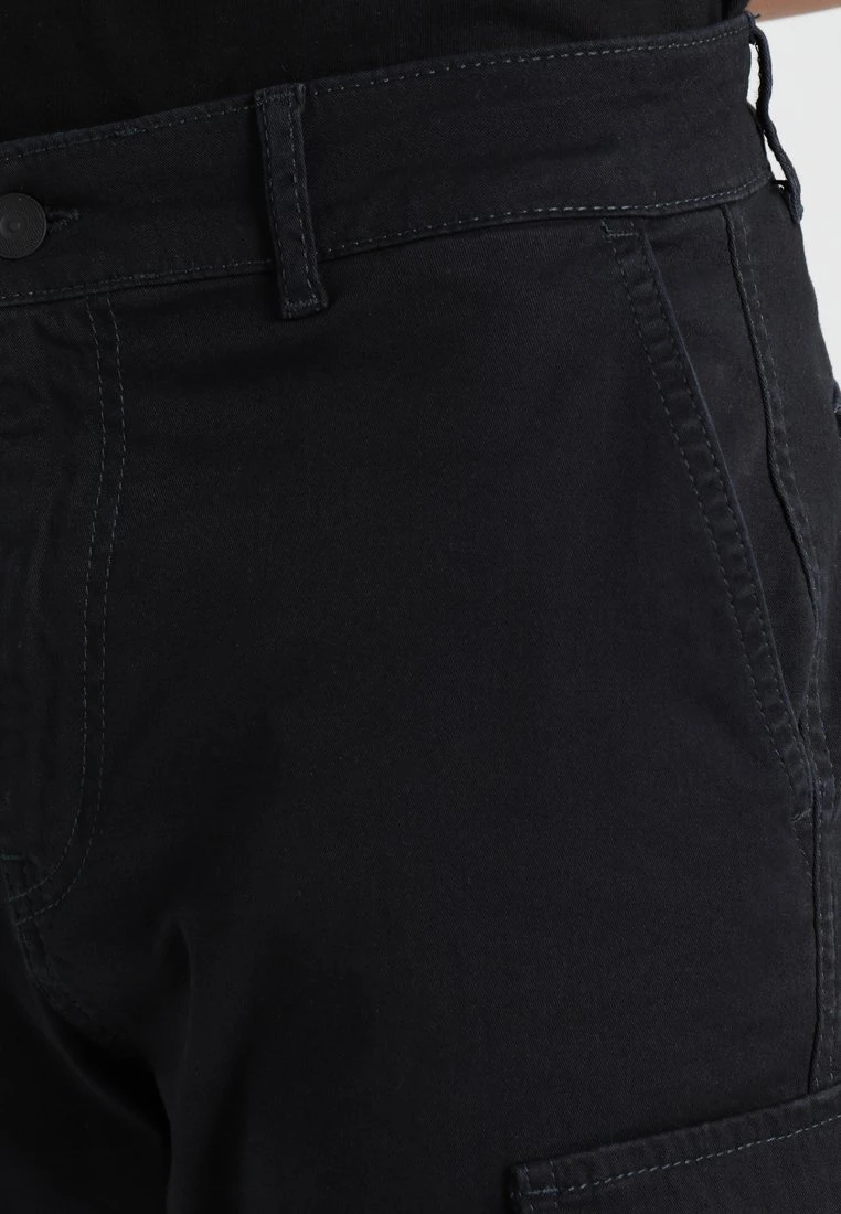 Pier One Cuffed Skinny Trouser- Pantalones Cargo - Black 4 Pier One Cuffed Skinny Trouser- Pantalones Cargo - Black - Imagen 4