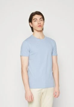 Pier One 5 Pack - Camiseta Básica - Black/Light Blue/Khaki/Mint/Beige 15 Pier One 5 Pack - Camiseta Básica - Black/Light Blue/Khaki/Mint/Beige -Pier One 8c49d9ad5dfa45daae3da177619dd20c