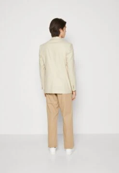 Pier One Americana - Beige -Pier One 90a0e4254e844eb3a6a8cf41ae7f4550