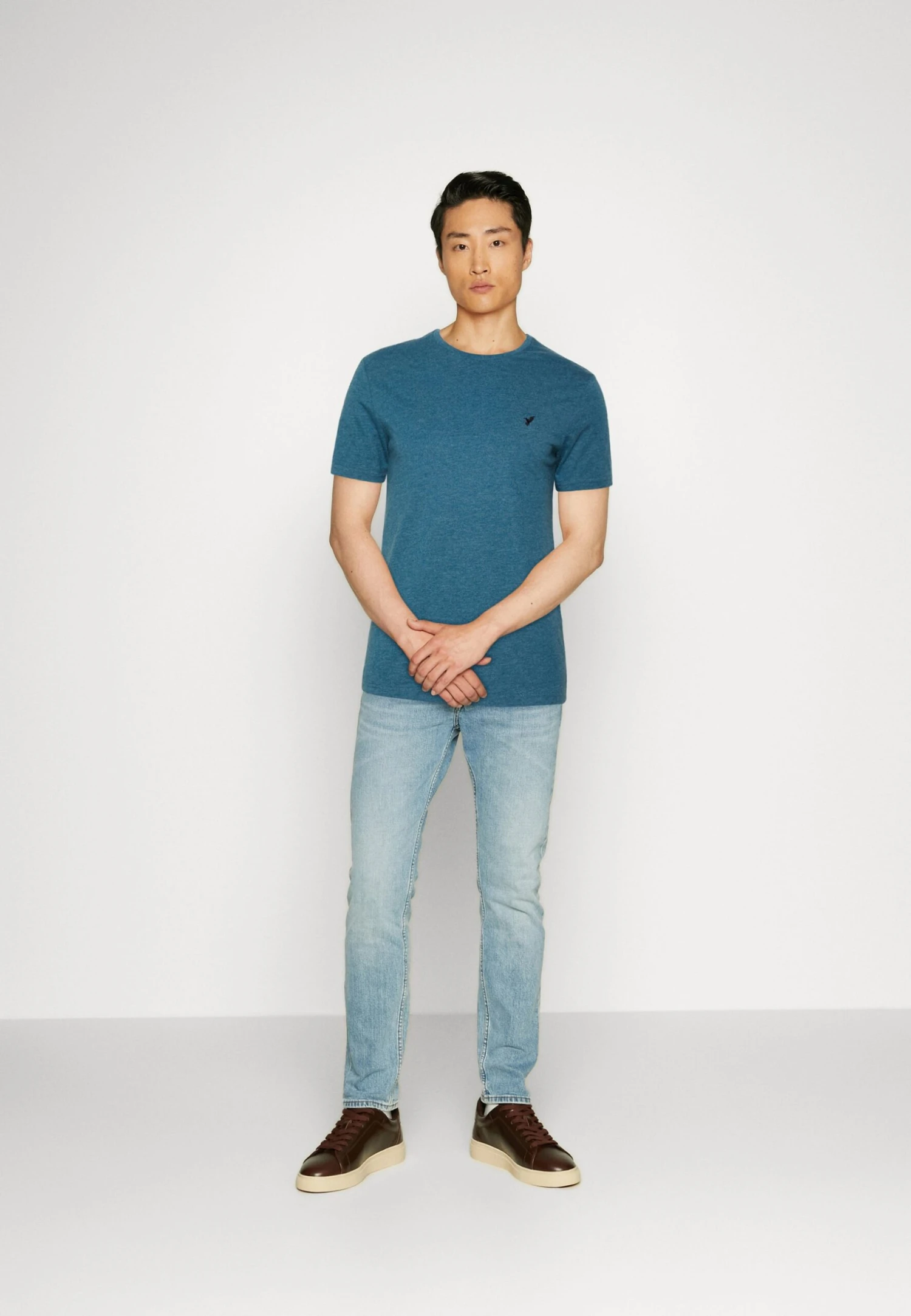 Pier One 5 Pack - Camiseta Básica - Mottled Blue/Light Green/Off-White 1 Pier One 5 Pack - Camiseta Básica - Mottled Blue/Light Green/Off-White