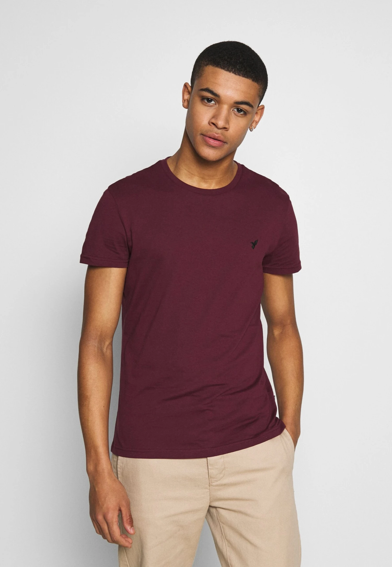 Pier One Camiseta Básica - Bordeaux 1 Pier One Camiseta Básica - Bordeaux