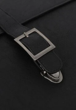 Pier One Portafolios - 802 - Black -Pier One a0daf5dc2db74fed92af0c067fd475b3