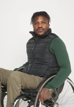 Pier One Chaleco - Black -Pier One a6287727bfd1418cabf8305da2875468