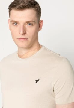 Pier One 5 Pack - Camiseta Básica - White/Green/Bordeaux/Black/Beige 17 Pier One 5 Pack - Camiseta Básica - White/Green/Bordeaux/Black/Beige -Pier One a78f82e523594e3182dca5fa661668f4