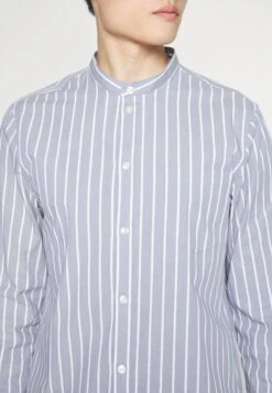 Pier One Muscle Fit Stand- Camisa - Blue 11 Pier One Muscle Fit Stand- Camisa - Blue -Pier One aef632d443f84662a23ef0d9f4646ec0