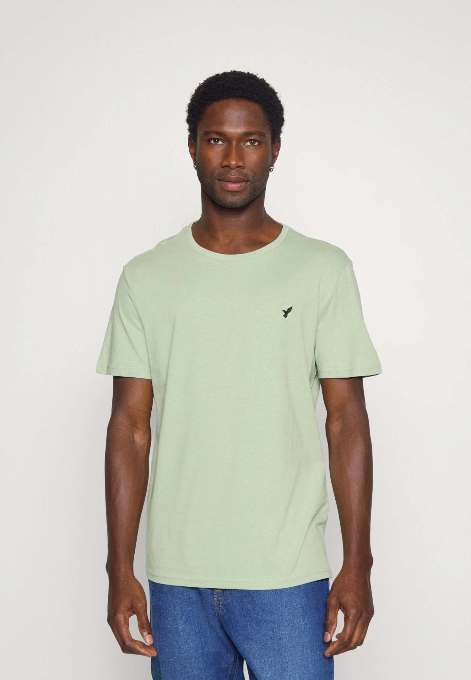 Pier One 5 Pack - Camiseta Básica - White/Blue/Stone 6 Pier One 5 Pack - Camiseta Básica - White/Blue/Stone - Imagen 6