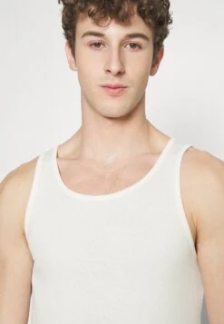 Pier One 5 Pack - Camiseta Interior - White 10 Pier One 5 Pack - Camiseta Interior - White -Pier One b4f81d58f6144619951d0e2eb4b8bc32