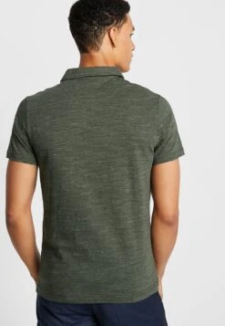 Pier One Polo - Oliv 7 Pier One Polo - Oliv -Pier One bf8d2daefa774611b33611b365f2d50a