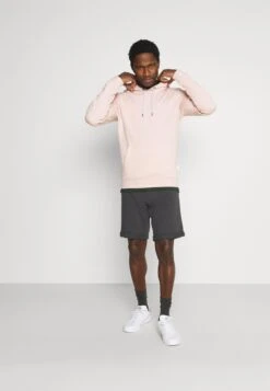 Primera página -Pier One c6e9e524f06148fb8034ed7dbab96e14