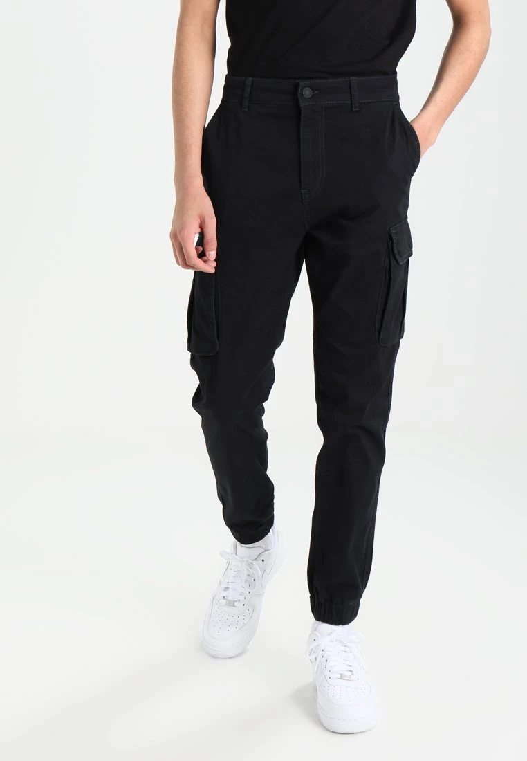 Pier One Cuffed Skinny Trouser- Pantalones Cargo - Black 1 Pier One Cuffed Skinny Trouser- Pantalones Cargo - Black