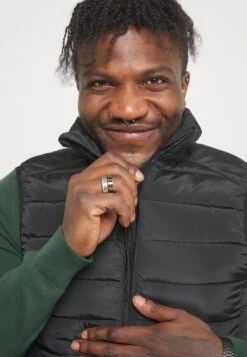 Pier One Chaleco - Black -Pier One df3977bebe484975899d564025048a02