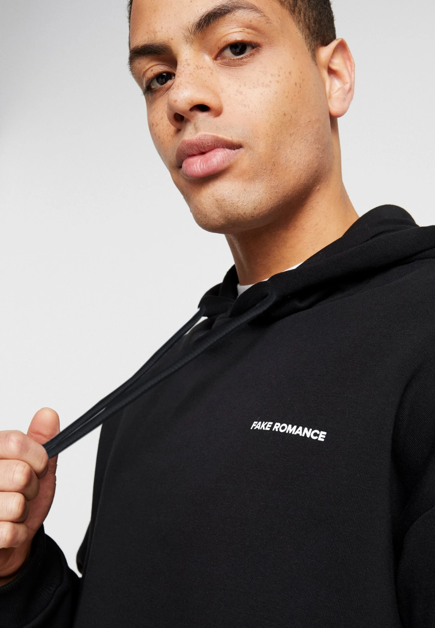 Pier One Unisex - Jersey Con Capucha - Black 4 Pier One Unisex - Jersey Con Capucha - Black - Imagen 4