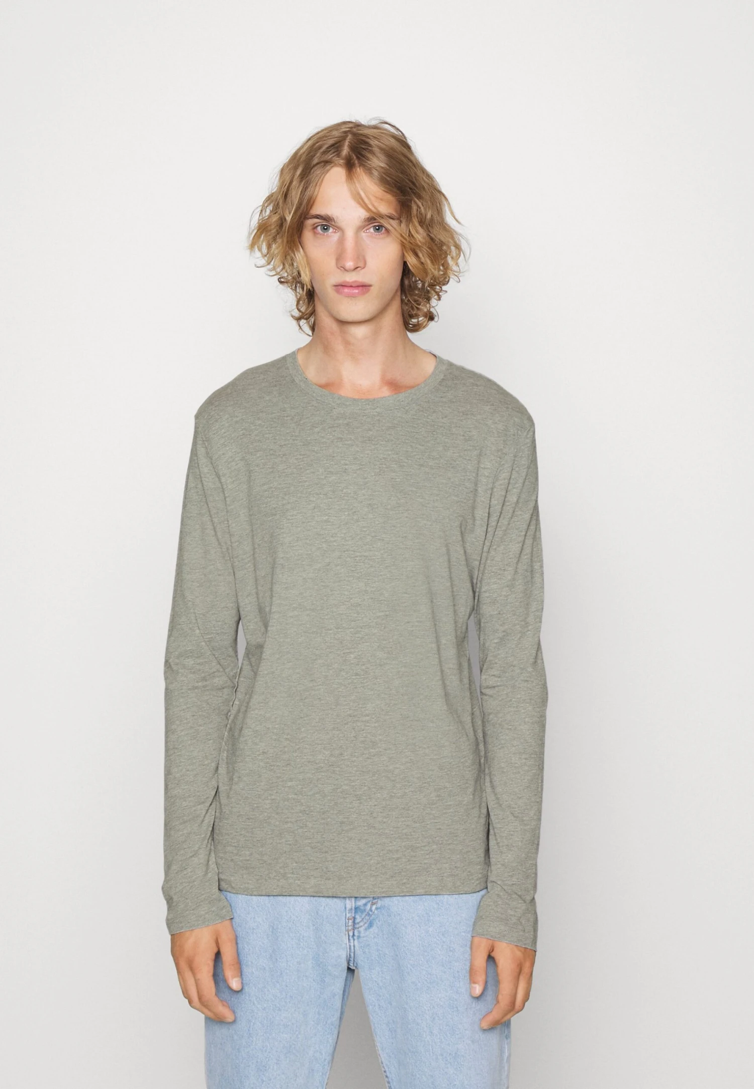 Pier One 5 Pack - Camiseta De Manga Larga - Black/Dark Blue/Stone 2 Pier One 5 Pack - Camiseta De Manga Larga - Black/Dark Blue/Stone - Imagen 2