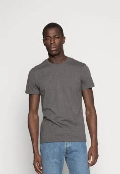 Pier One 3 Pack - Camiseta Básica - Black/Grey/Green -Pier One ee89d58fc61140e19ce307b0b3b5e4cf