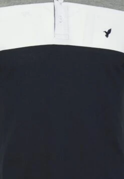 Pier One Polo - Grey/White/Dark Blue -Pier One f08270d6a8a84d55bc799f0afd2317b4