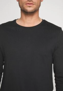 Pier One 2 Pack - Camiseta De Manga Larga - White/Black 13 Pier One 2 Pack - Camiseta De Manga Larga - White/Black -Pier One f0a28af1295b4a3493b2067c515db83b