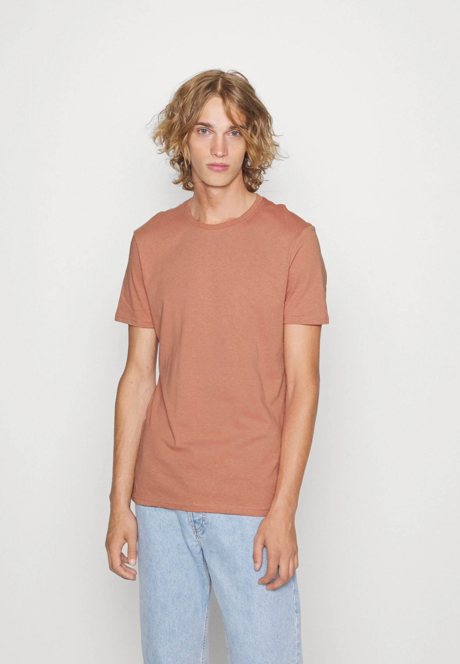 Pier One 5 Pack - Camiseta Básica - Stone/Blue/Mottled Light Grey - 3 Pier One 5 Pack - Camiseta Básica - Stone/Blue/Mottled Light Grey - - Imagen 3