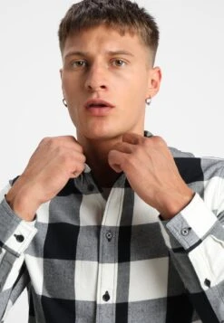 Pier One Camisa - Black/White 9 Pier One Camisa - Black/White -Pier One f53db08a39734cb0a9045c08ab5cf6e6