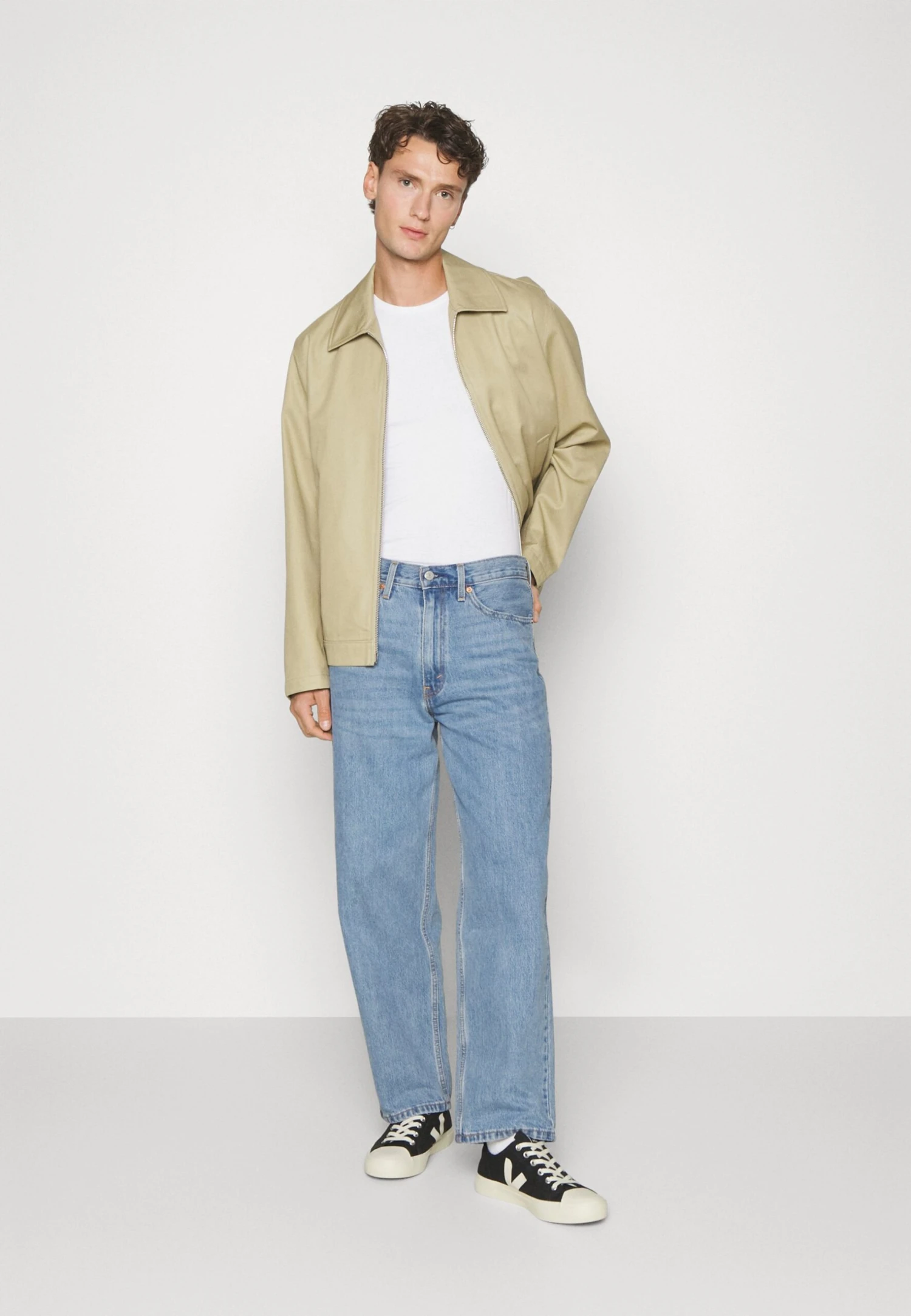 Pier One 3 Pack Muscle Fit- Camiseta Básica - White 1 Pier One 3 Pack Muscle Fit- Camiseta Básica - White