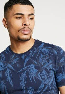 Pier One Camiseta Estampada - Blue 9 Pier One Camiseta Estampada - Blue -Pier One f9035a3854ab428abf9f167b1c6240f2